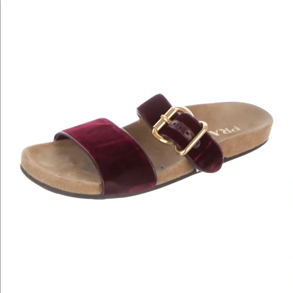 Prada Slides - Picture 2 of 5